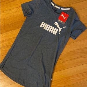 Puma women’s Tshirt